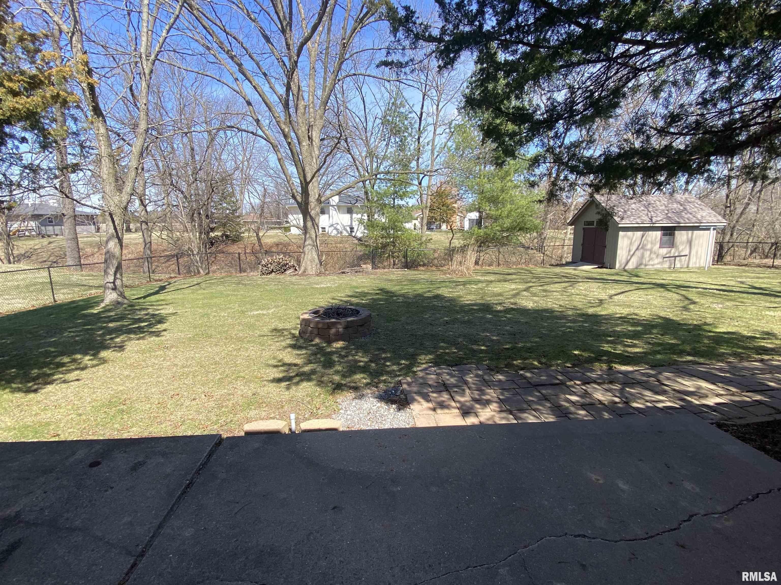 309 West Lakeland Road Morton, IL 61550 - Photo 51 of 72 Gallery Image 51