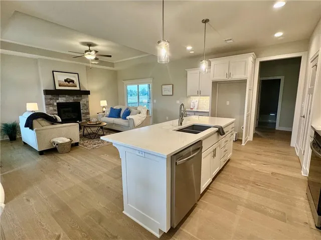 $415,000 | 15750 Whitney Court, Basehor, KS 66007