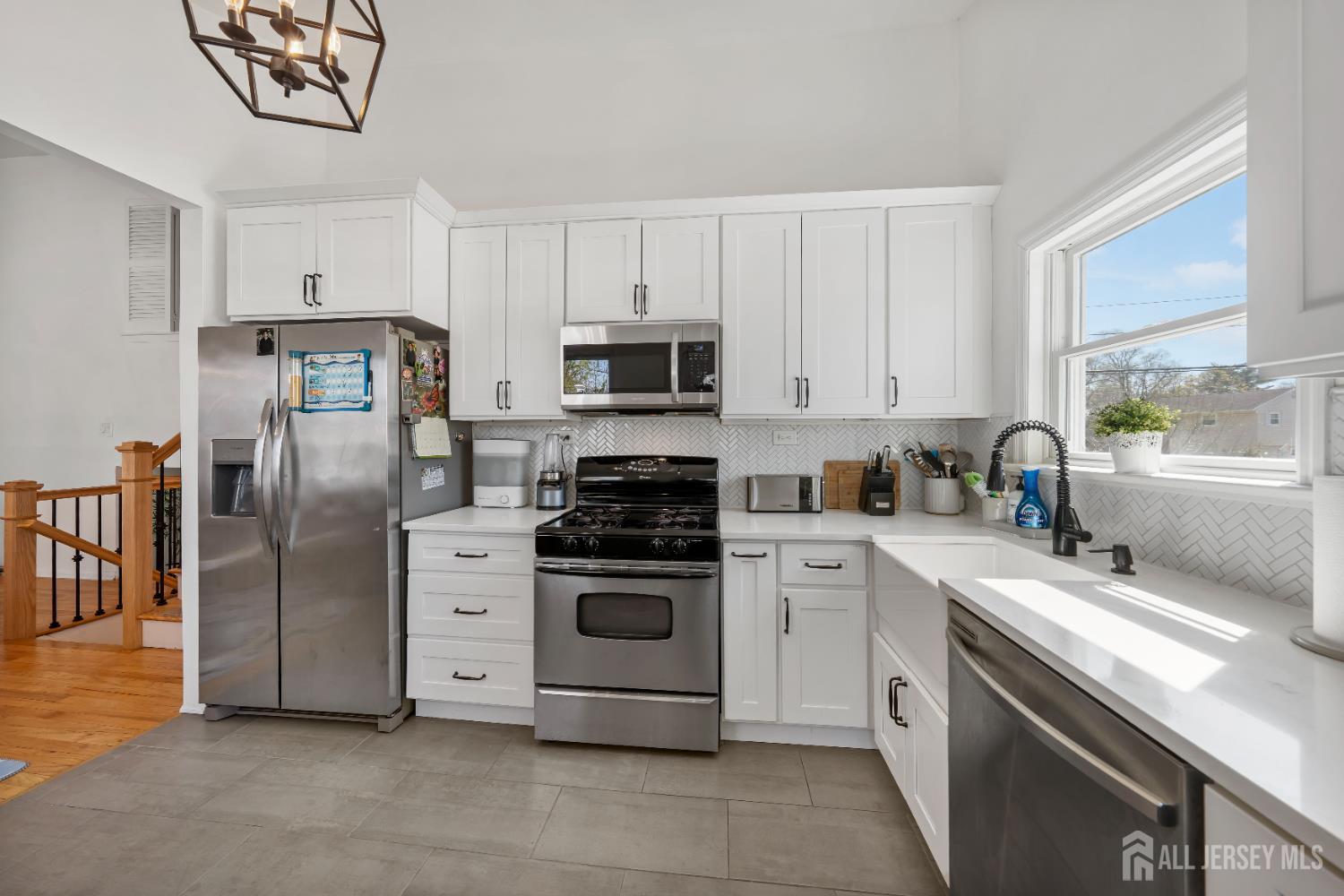 22 Partch Place Edison, NJ 08817 - Photo 16 of 33