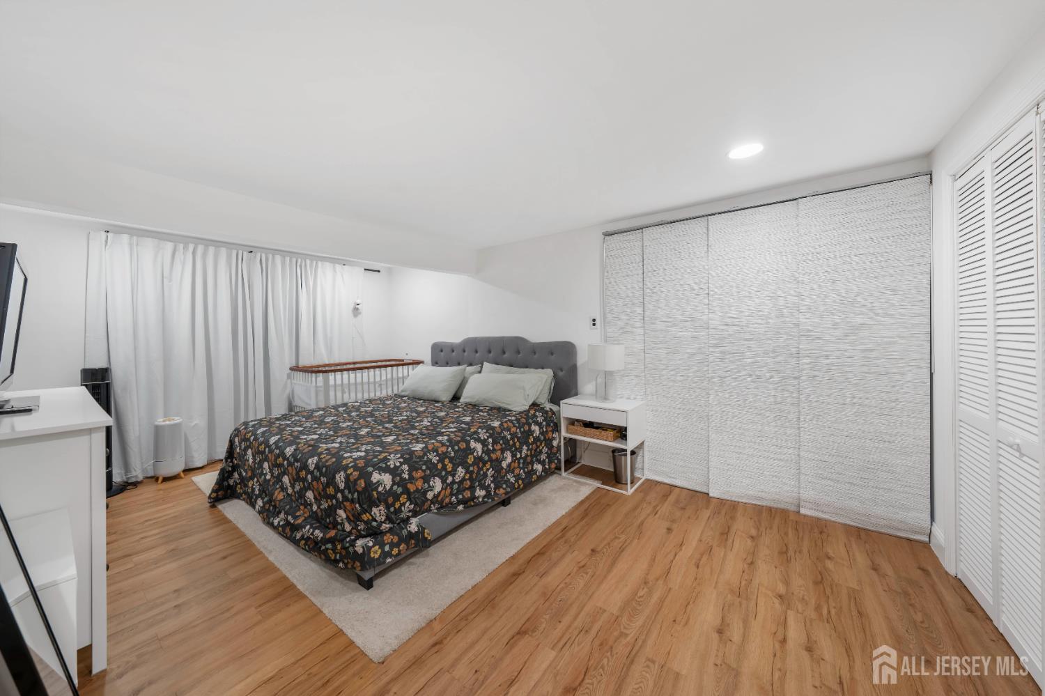 22 Partch Place Edison, NJ 08817 - Photo 18 of 33