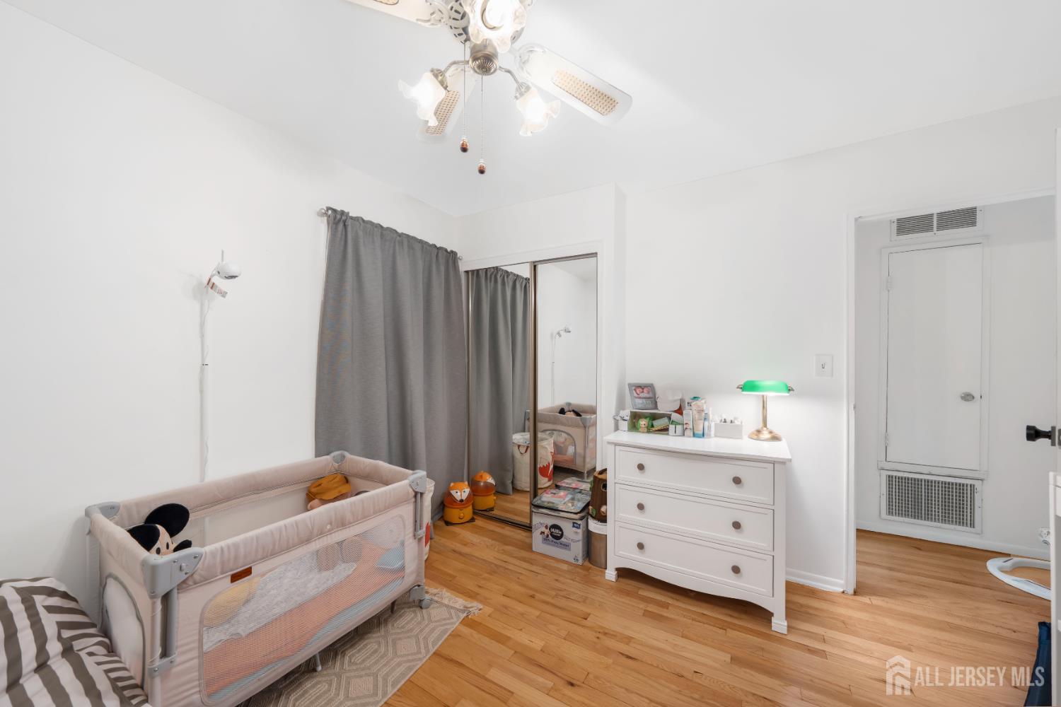 22 Partch Place Edison, NJ 08817 - Photo 23 of 33