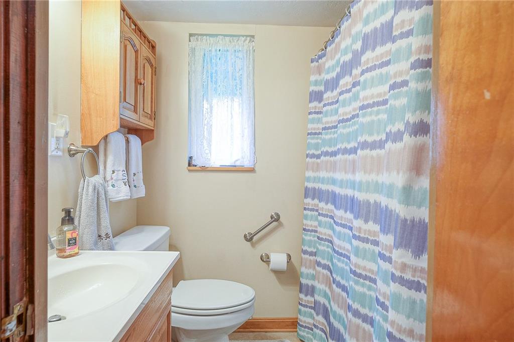 4460 Mt Troy Rd Extension Pittsburgh, PA 15214 - Photo 14 of 25 Gallery Image 14