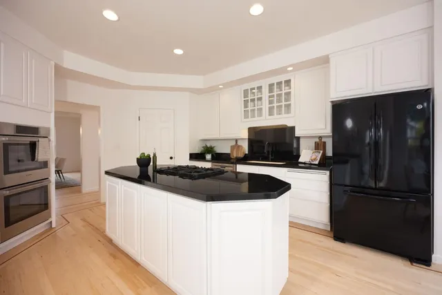 $1,825,000 | 608 Silver Avenue, Half Moon Bay, CA 94019