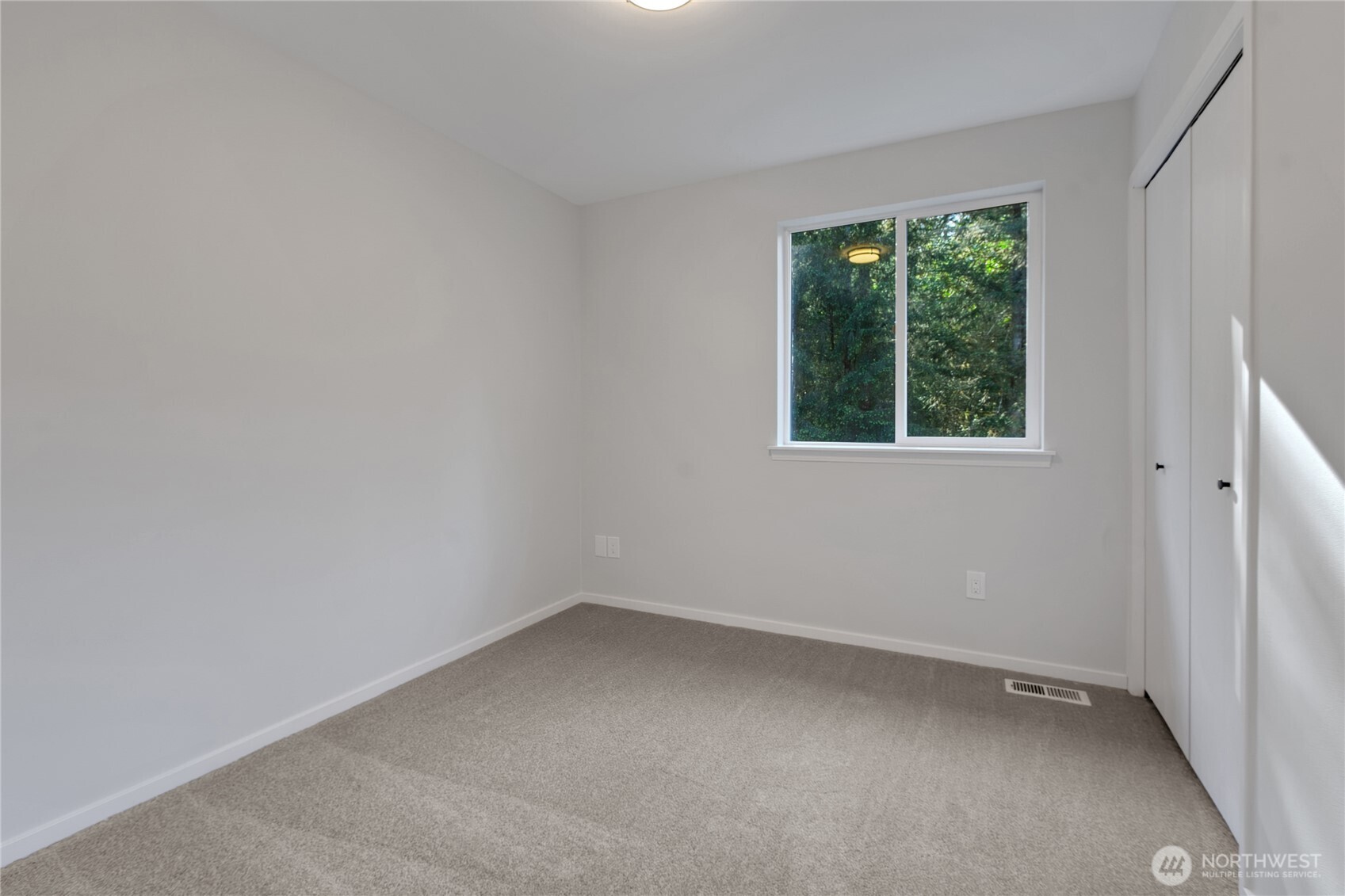 210 Tiedeman Road Northwest Lakebay, WA 98349 - Photo 10 of 31 Gallery Image 10