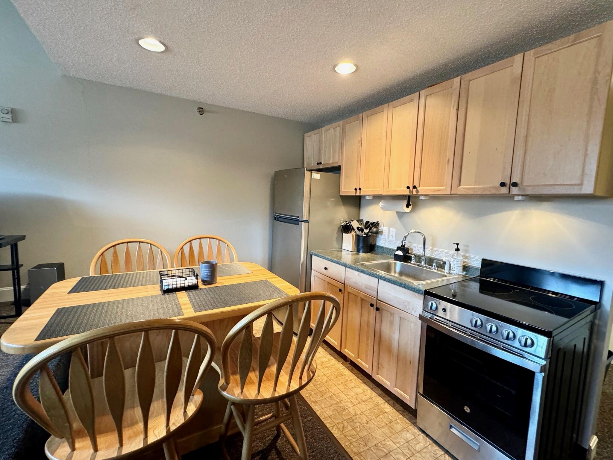 8 Fall Line Drive, Unit W103 Newry, ME 04261 - Photo 10 of 51 IMG_0372