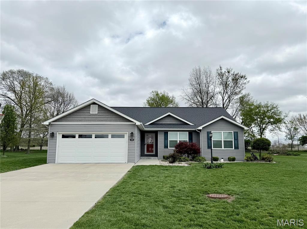 108 Timberview Drive Staunton, IL 62088 - Photo 1 of 35 Gallery Image 1