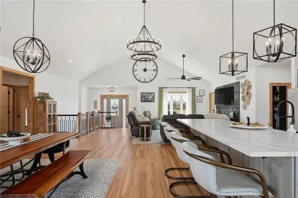 $1,300,000 | 7300 80th Road Southeast, St. Joseph, MO 64507