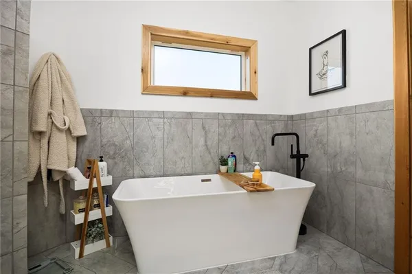 $1,300,000 | 7300 80th Road Southeast, St. Joseph, MO 64507