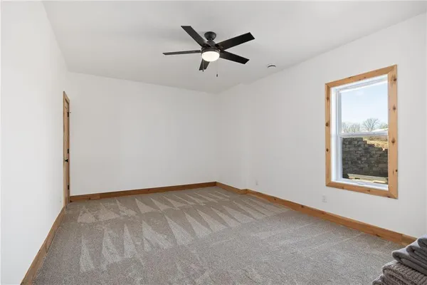 $1,300,000 | 7300 80th Road Southeast, St. Joseph, MO 64507