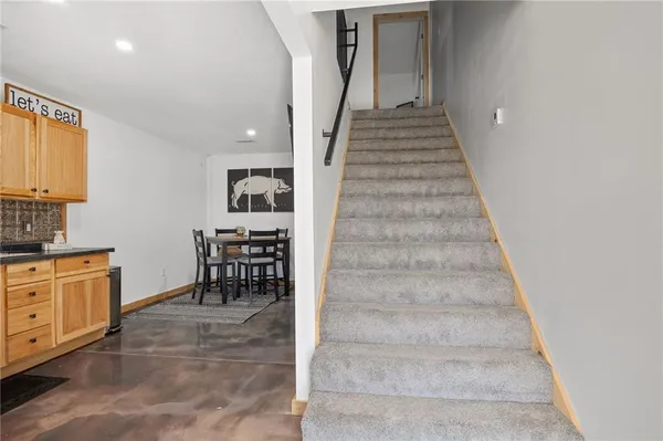 $1,300,000 | 7300 80th Road Southeast, St. Joseph, MO 64507