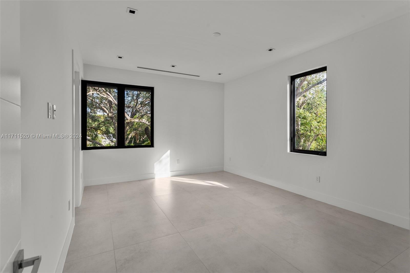7635 Southwest 72nd Avenue Miami, FL 33143 - Photo 62 of 75