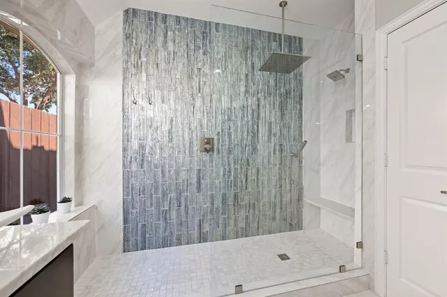 $749,000 | 2811 Northwood Street, Grapevine, TX 76051