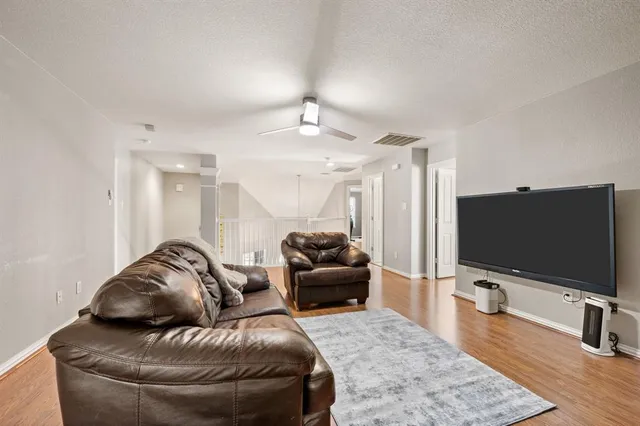 $749,000 | 2811 Northwood Street, Grapevine, TX 76051