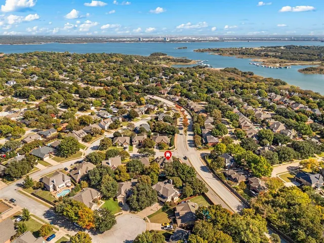 $749,000 | 2811 Northwood Street, Grapevine, TX 76051