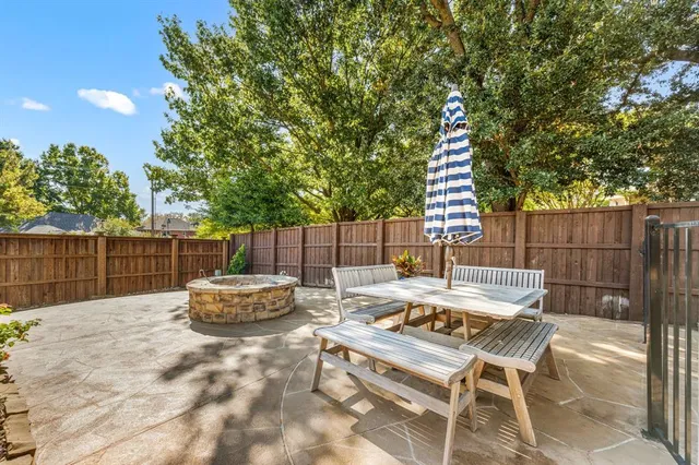 $749,000 | 2811 Northwood Street, Grapevine, TX 76051