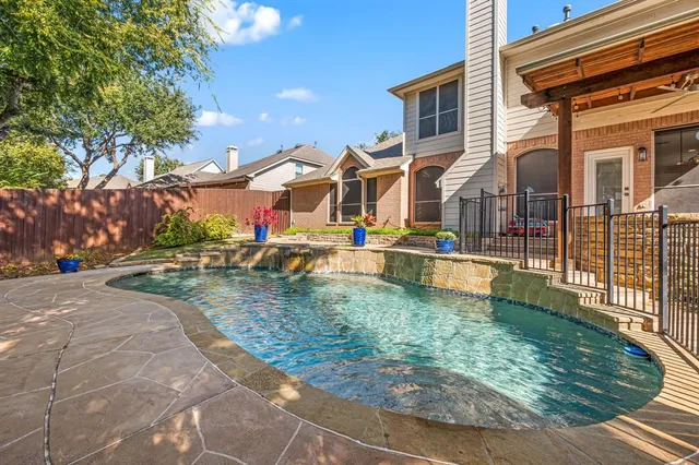 $749,000 | 2811 Northwood Street, Grapevine, TX 76051