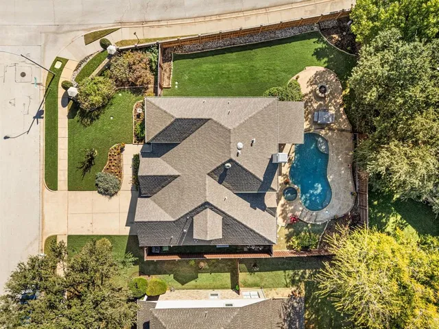 $749,000 | 2811 Northwood Street, Grapevine, TX 76051