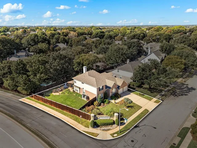 $749,000 | 2811 Northwood Street, Grapevine, TX 76051