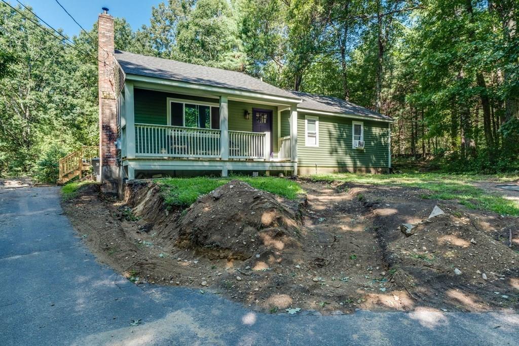 683 Old Dunstable Road Groton, MA 01450 - Photo 2 of 38 Gallery Image 2