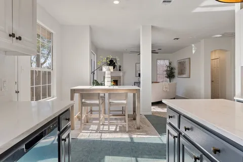 $685,000 | 8213 Cheno Cortina Trail, Austin, TX 78749