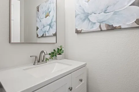 $685,000 | 8213 Cheno Cortina Trail, Austin, TX 78749