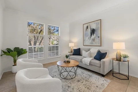 $685,000 | 8213 Cheno Cortina Trail, Austin, TX 78749