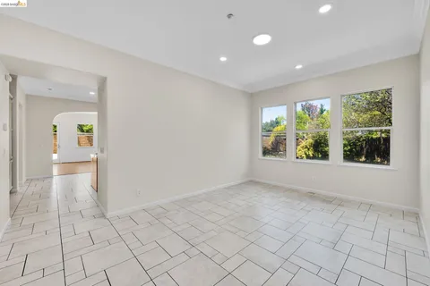 $975,000 | 2397 Boulder Street, Brentwood, CA 94513