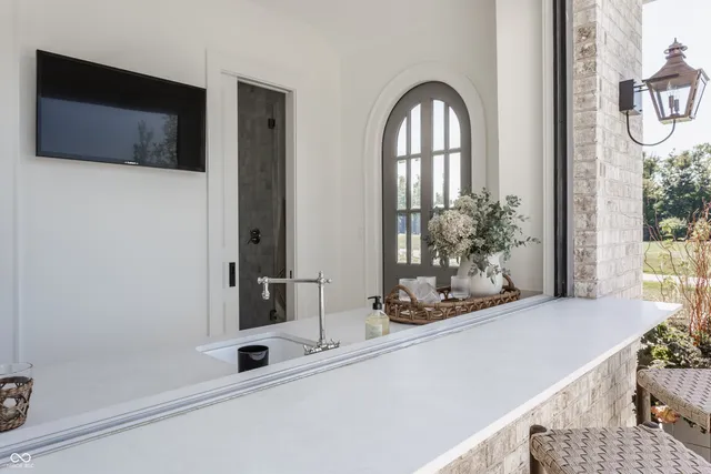 $4,250,000 | 1461 Chatham Rdg Court, Westfield, IN 46074