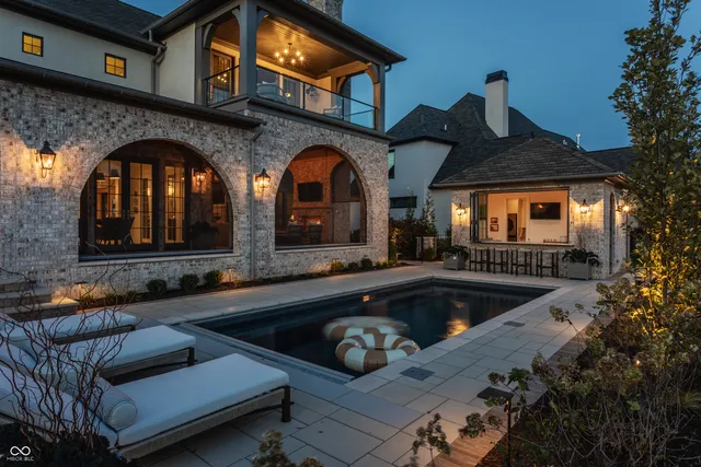 $4,250,000 | 1461 Chatham Rdg Court, Westfield, IN 46074