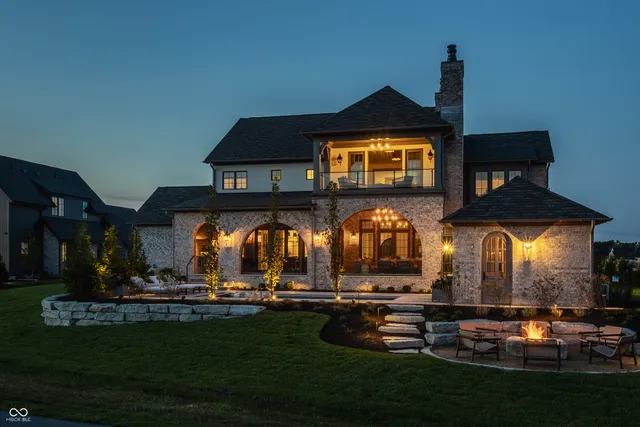 $4,250,000 | 1461 Chatham Rdg Court, Westfield, IN 46074