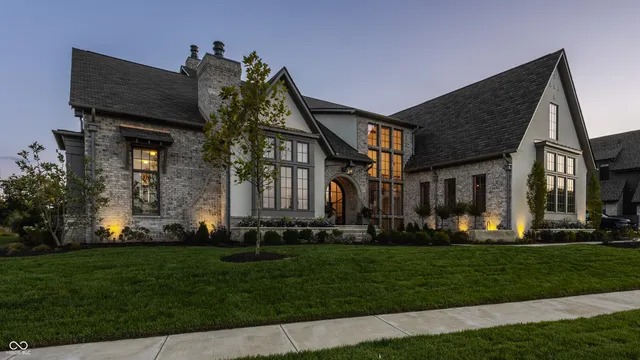 $4,250,000 | 1461 Chatham Rdg Court, Westfield, IN 46074
