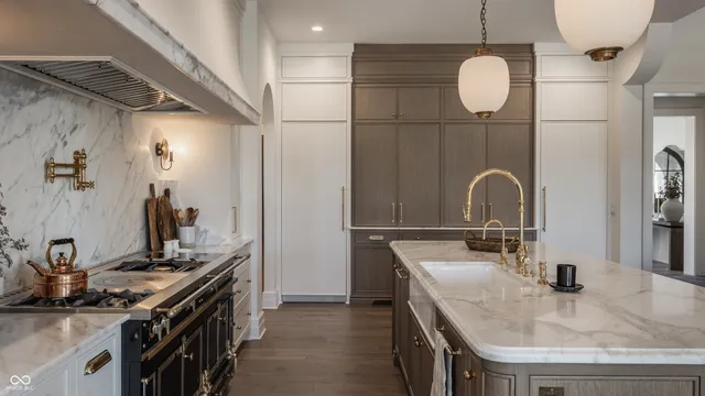 $4,250,000 | 1461 Chatham Rdg Court, Westfield, IN 46074