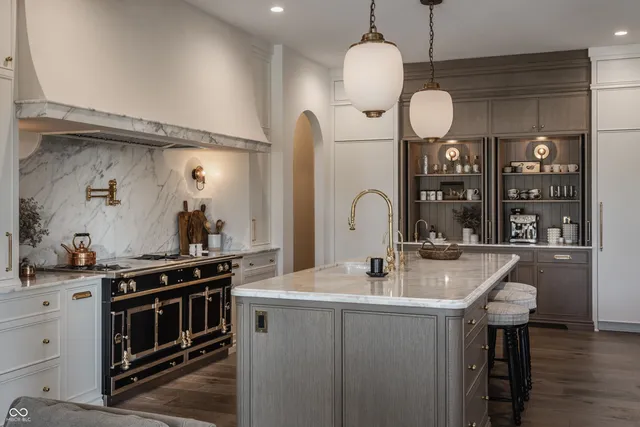 $4,250,000 | 1461 Chatham Rdg Court, Westfield, IN 46074