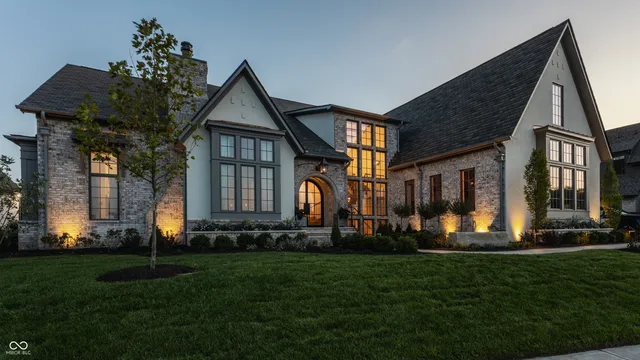 $4,250,000 | 1461 Chatham Rdg Court, Westfield, IN 46074