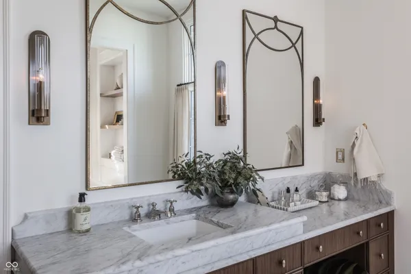 $4,250,000 | 1461 Chatham Rdg Court, Westfield, IN 46074