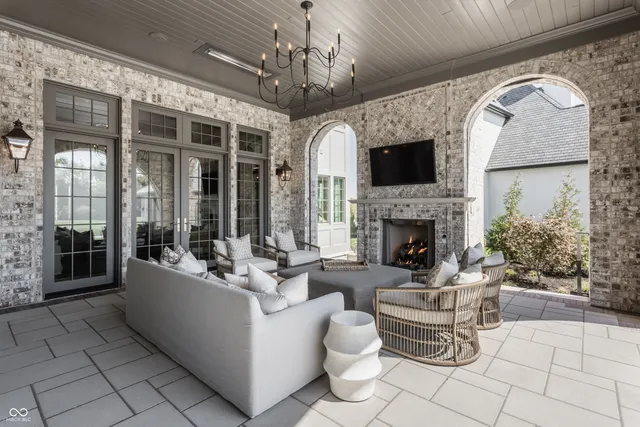 $4,250,000 | 1461 Chatham Rdg Court, Westfield, IN 46074