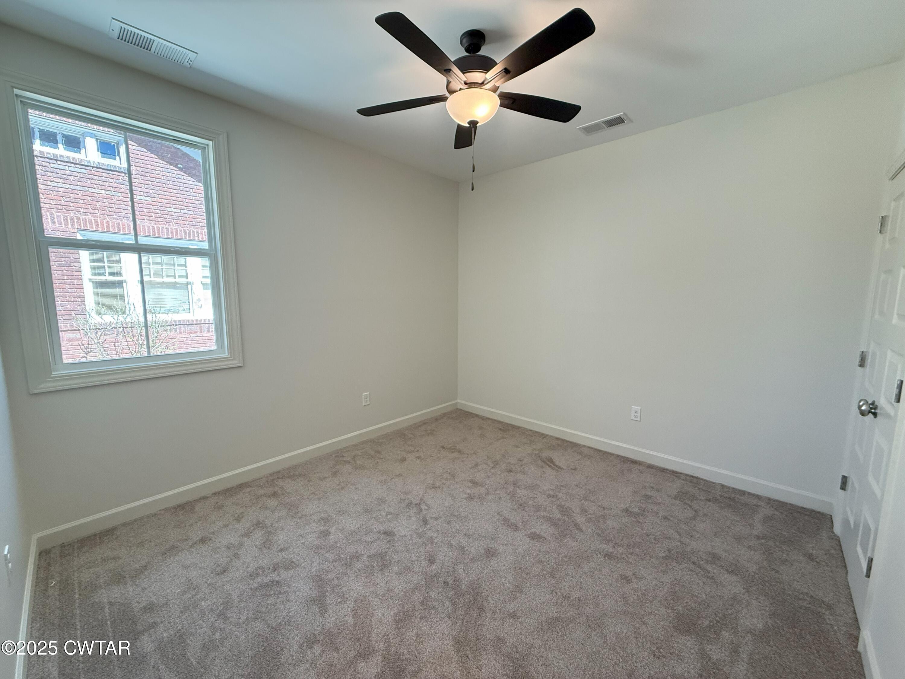 706 Lambuth Boulevard Jackson, TN 38301 - Photo 16 of 20 Bedroom III