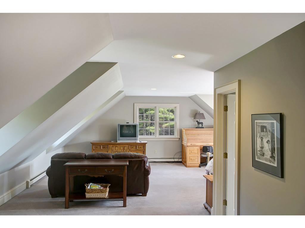 794 Stockbridge Road Charlotte, VT 05445 - Photo 14 of 18 Gallery Image 14