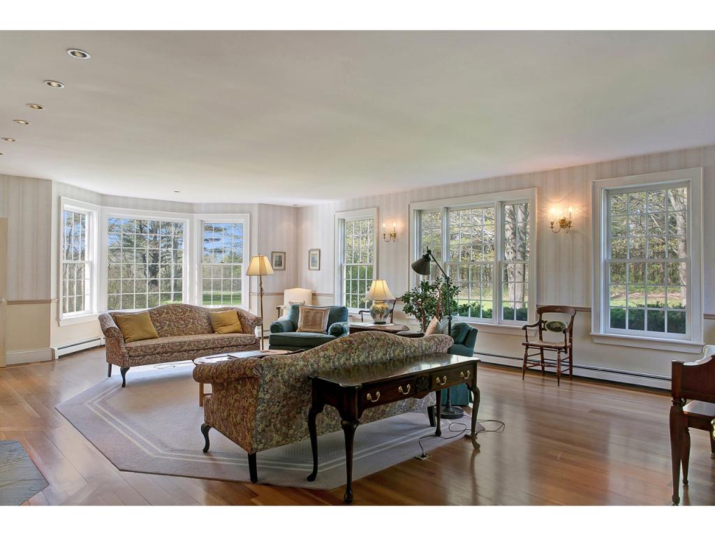 794 Stockbridge Road Charlotte, VT 05445 - Photo 8 of 18 Gallery Image 8