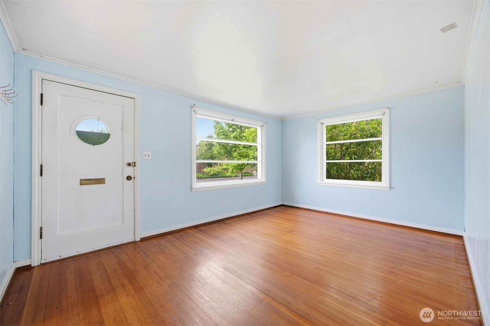 2812 Vallette Street Bellingham, WA 98225 - Photo 5 of 38 Gallery Image 5