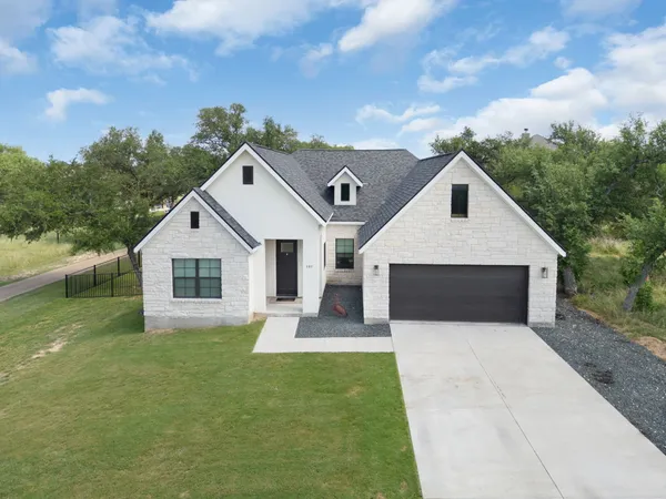 $643,000 | 809 John Price, Blanco, TX 78606