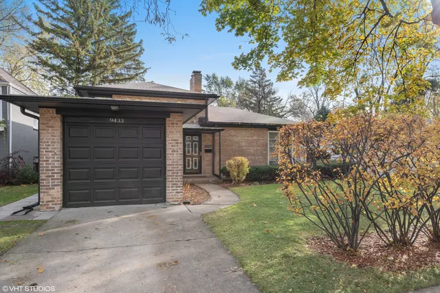 $549,900 | 9433 Lincolnwood Drive, Evanston, IL 60203