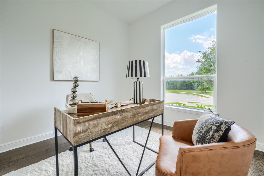 3101 Raphael Court McKinney, TX 75070 - Photo 15 of 40 a living room with furniture and a window
