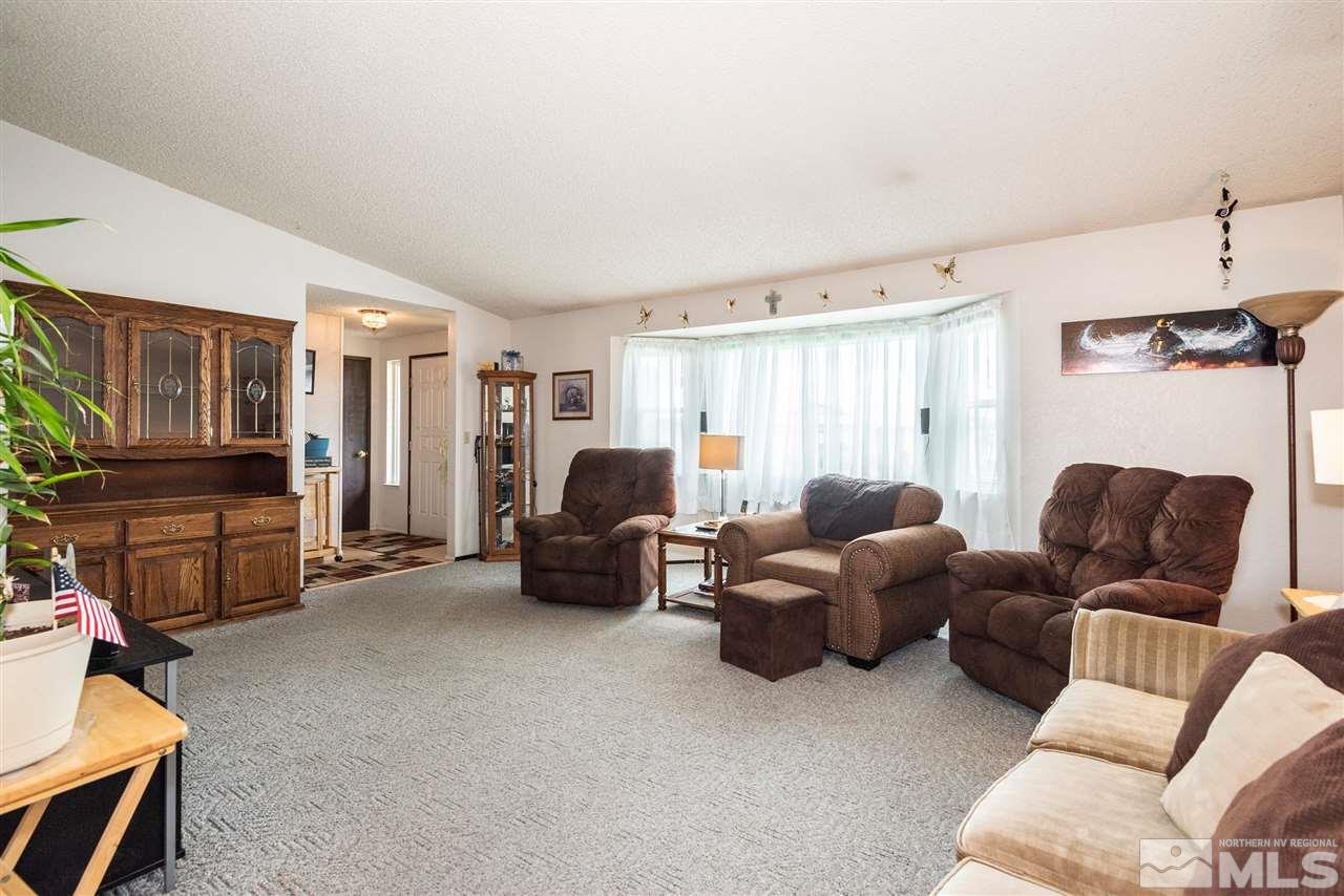 8505 Corrigan Way Reno, NV 89506 - Photo 7 of 25 Photo 7