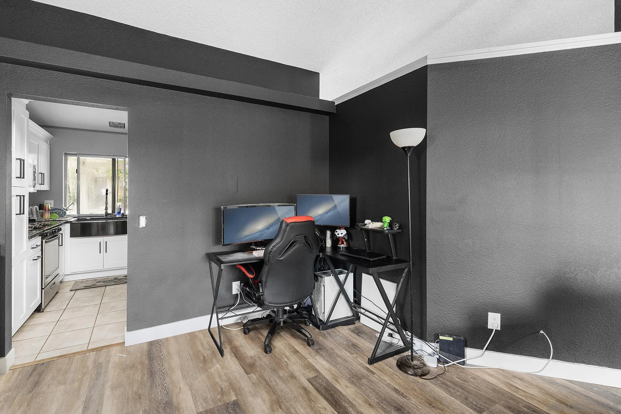 31297 Huron Street Temecula, CA 92592 - Photo 6 of 42 a view of a workspace with furniture and wooden floor