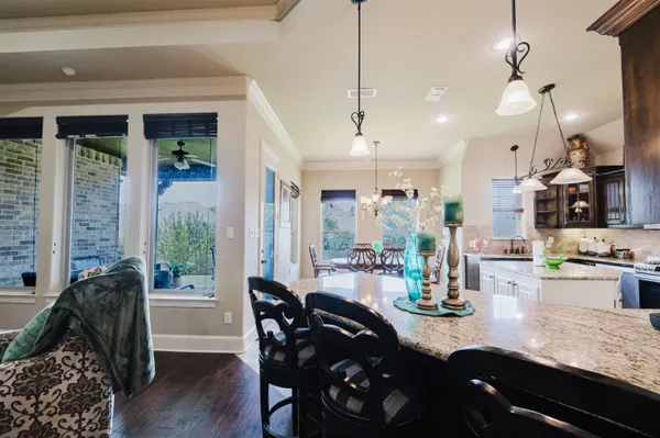 $379,900 | 18870 Bur Oak Court, Flint, TX 75762