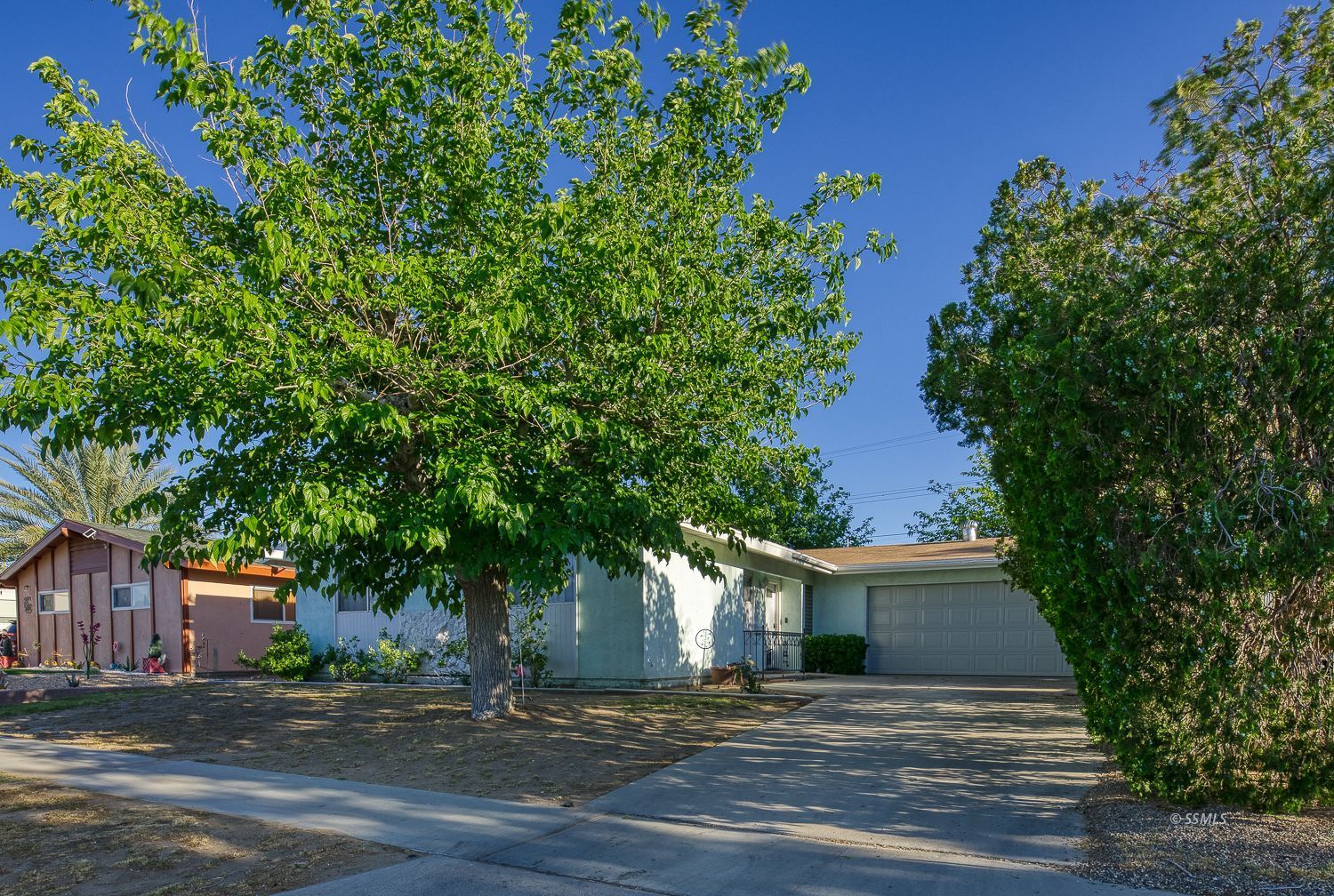 515 Vera Avenue Ridgecrest, CA 93555 - Photo 3 of 30
