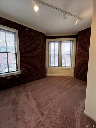 $785,000 | 2200 Menard Street, St. Louis, MO 63104