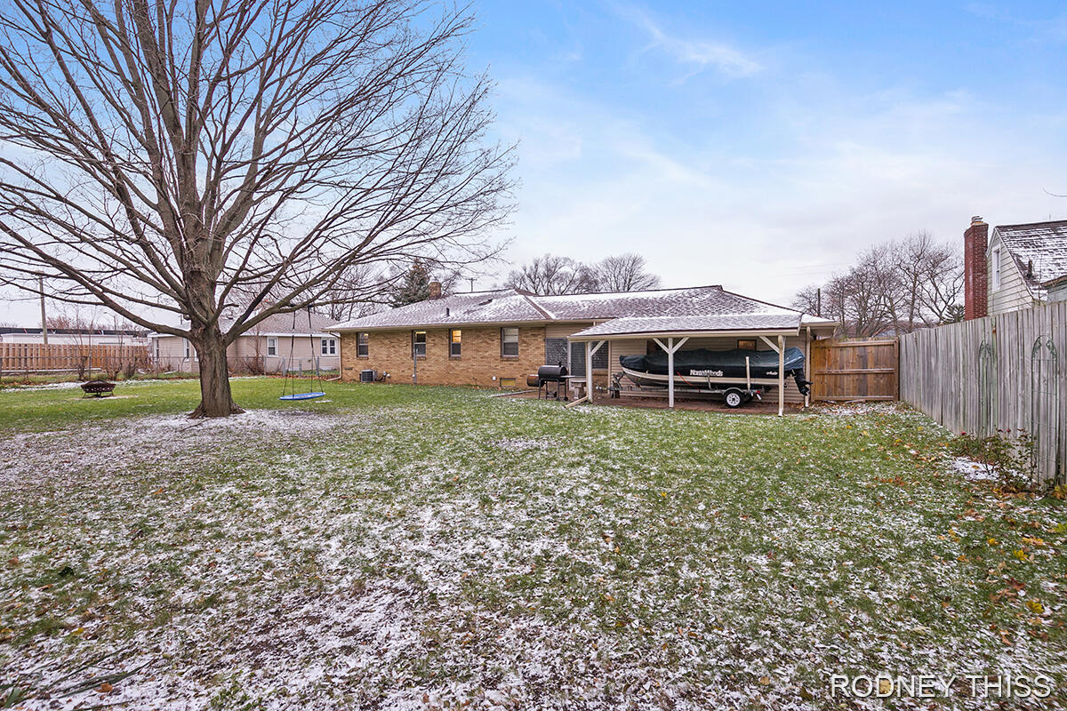 2724 Riley Avenue Southwest Wyoming, MI 49509 - Photo 20 of 22 IMG_1022