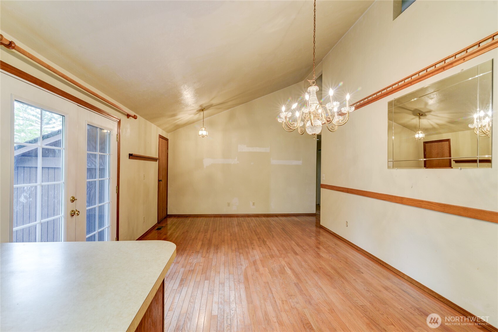 6605 Cooper Point Road Northwest Olympia, WA 98502 - Photo 8 of 37 Gallery Image 8